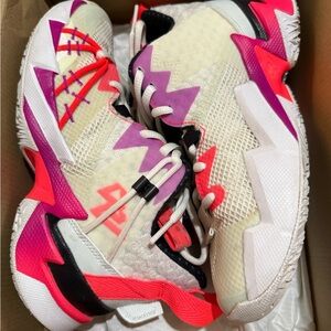 Jordan Why Not Zero.3 SE (GS) in Black and White